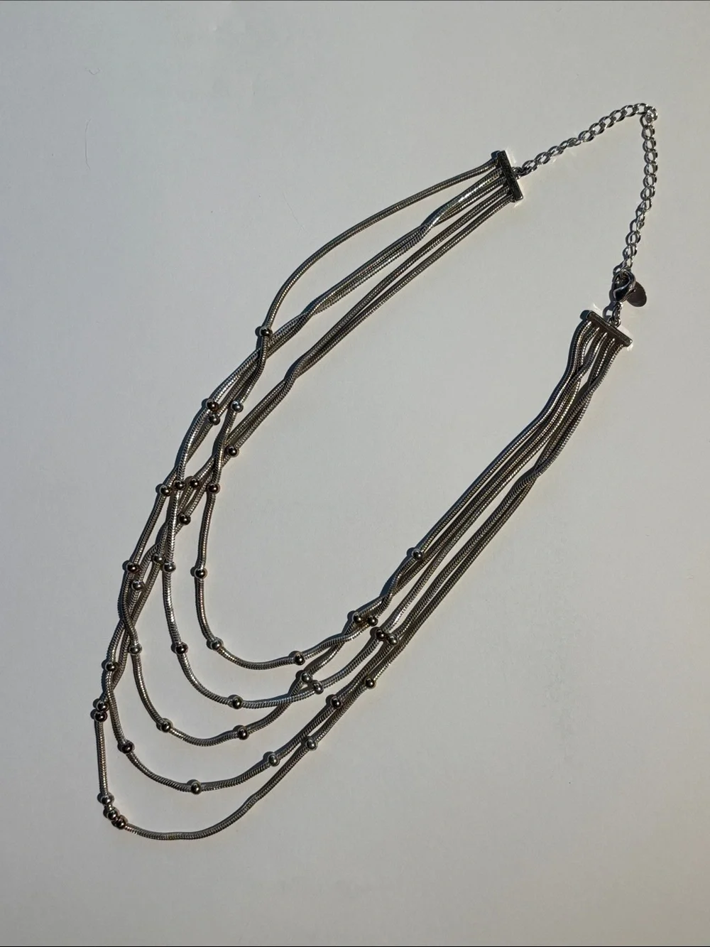 🦭 Beaded Layered Necklace - Picture 5 of 5